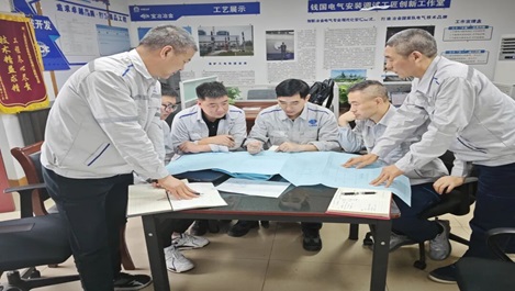 上海凯时KB88员工钱国获中华全国总工会传递表彰